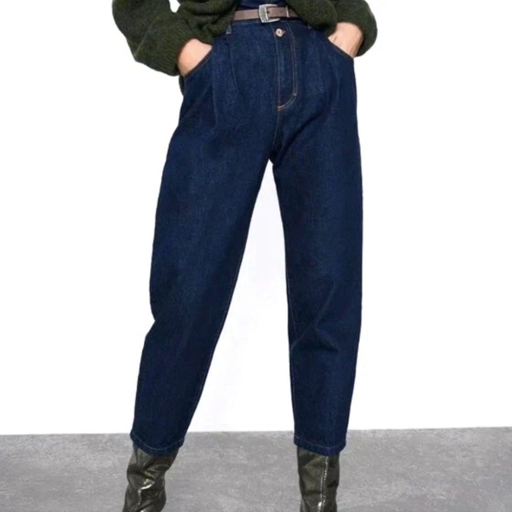 Zara High Rise Slouchy Taper Pleated Jeans